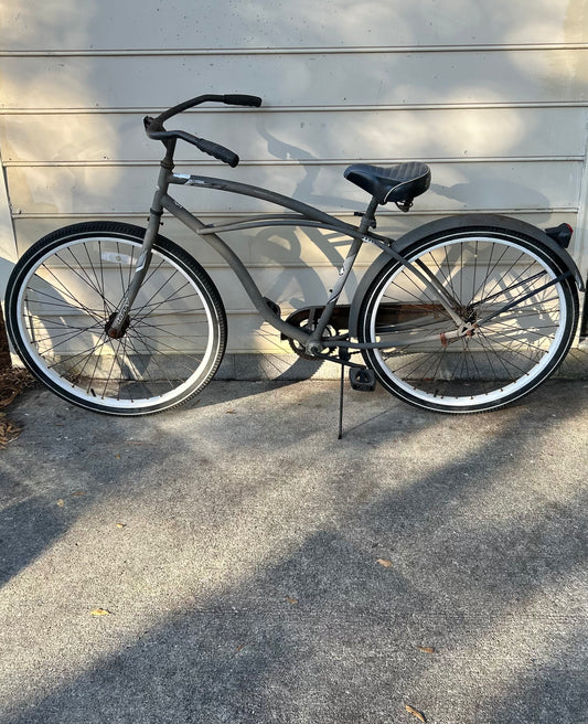 26in Men's Grey Beach Cruiser